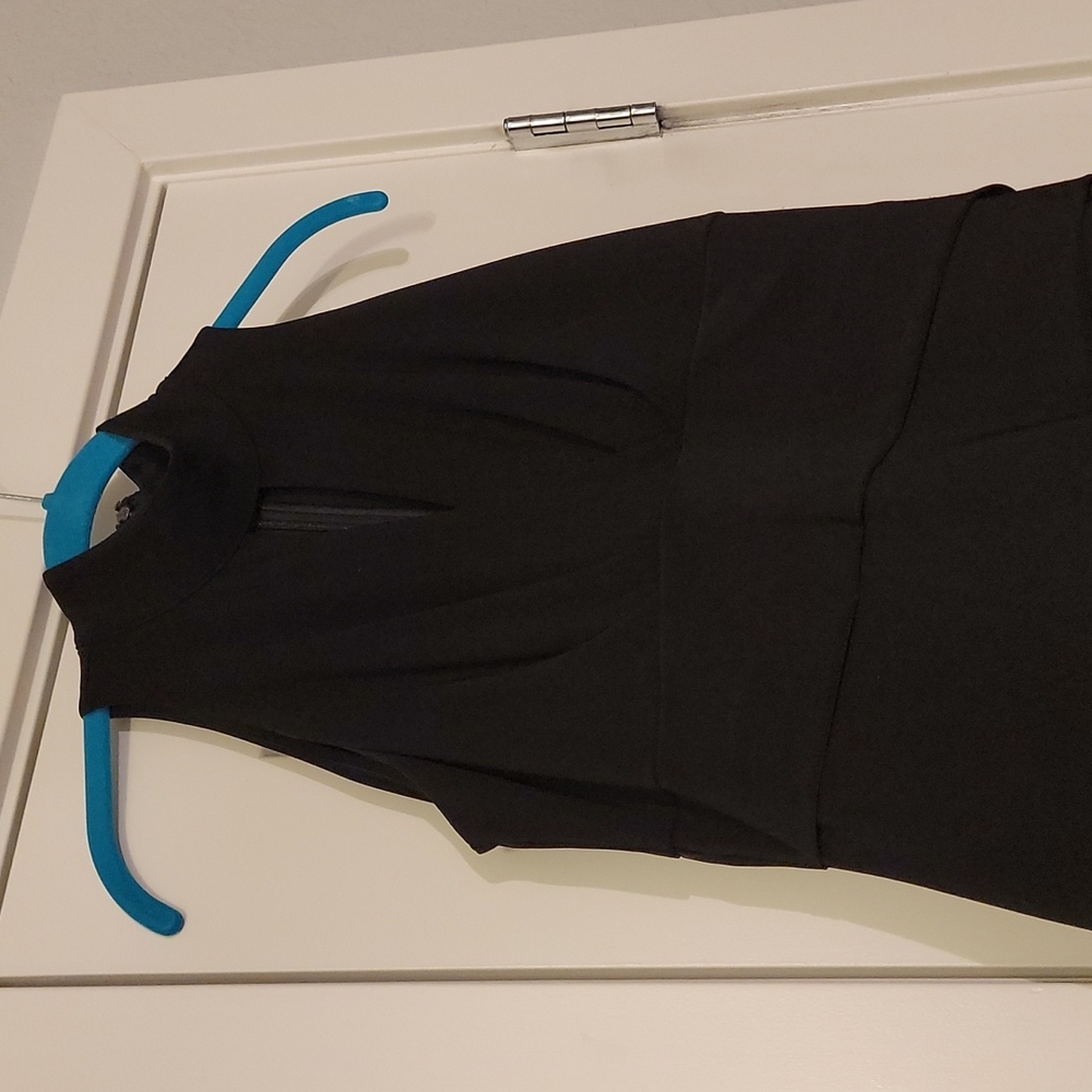 WHBM Instantly slimming dress  size 2